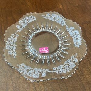 Vintage New Martinsville Viking hand made plate 7.5” floral etched glass